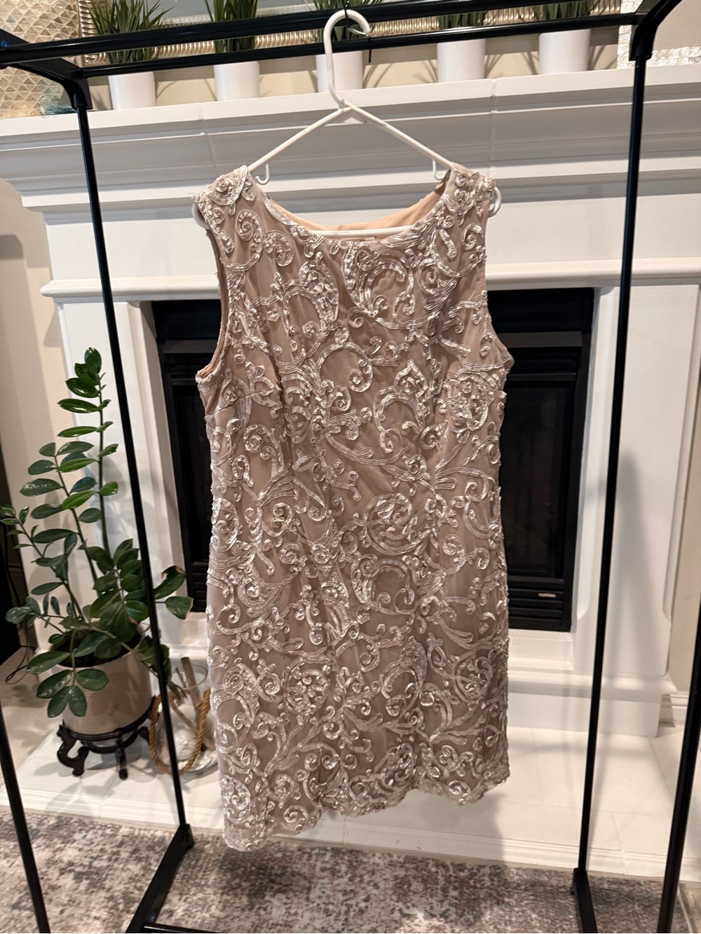 Studio One Beaded Sleeveless Cocktail Dress in Blush